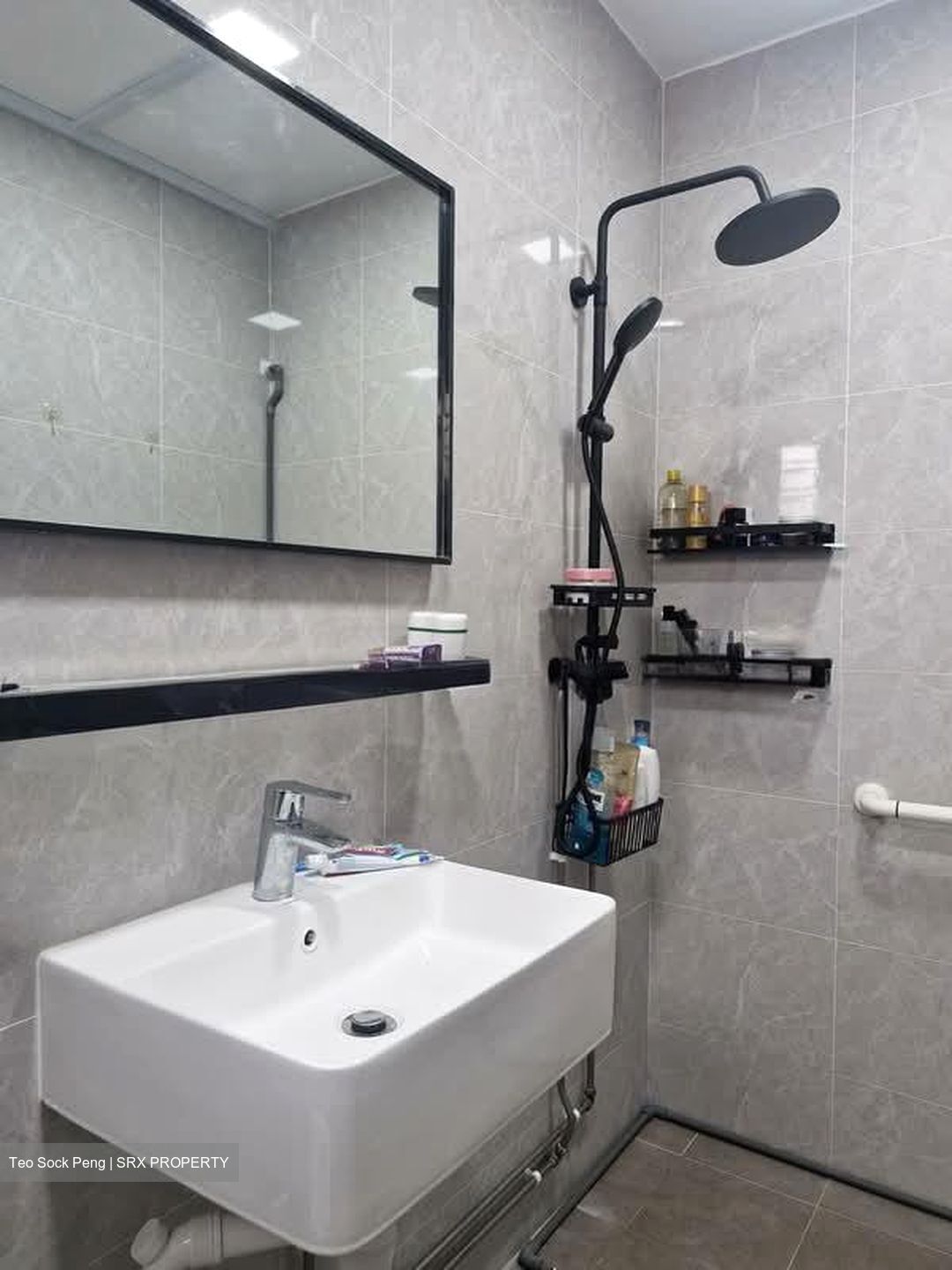 Blk 541 Pasir Ris Street 51 (Pasir Ris), HDB Executive #601272001